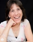 Photo of DOnetwork Organizer, Dina Garcia.